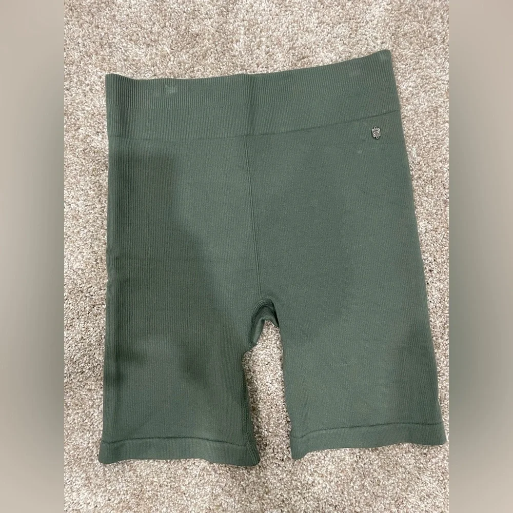 Fabletics Olive High Waisted Shorts Size M